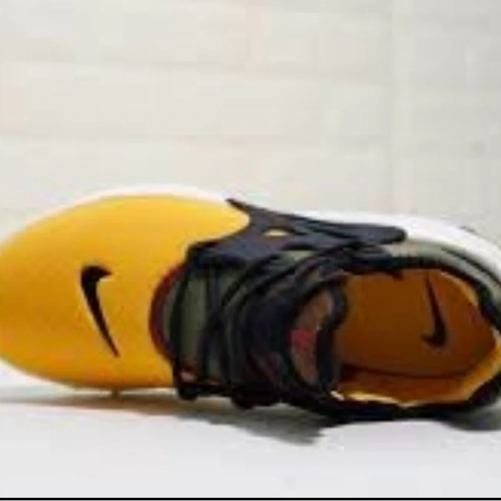 Nike Air React Presto Mid Utility

Men’s Nike Colorful Patterned Fabric - Picture 7 of 7